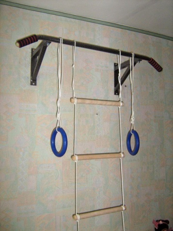 Турники и брусья из серии силовых тренажёров Турники и брусья из серии силовых тренажёров